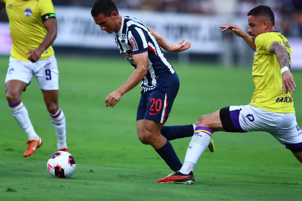 ¡Alianza Lima Gana! 2-1 a Comerciantes: Goles y Resumen