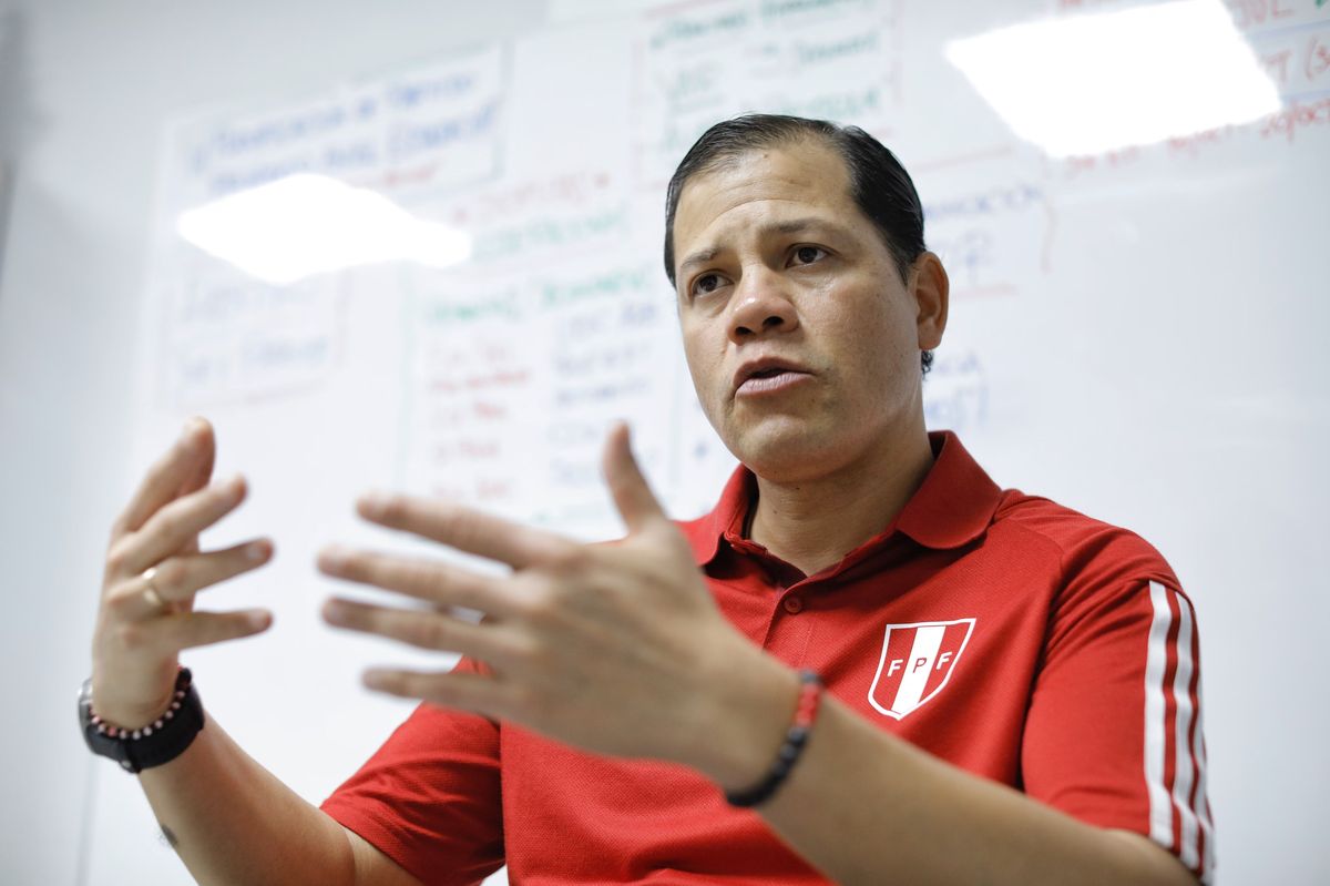 VAR en la Liga 1: CONAR Admite Errores y Anuncia Cambios